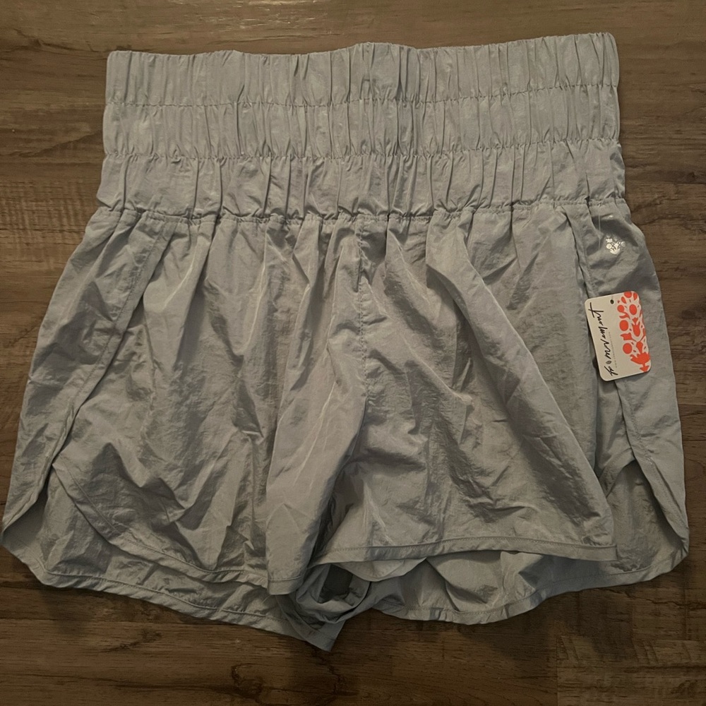 Free People Movement Shorts in arctic mist ( Grey ) size Medium